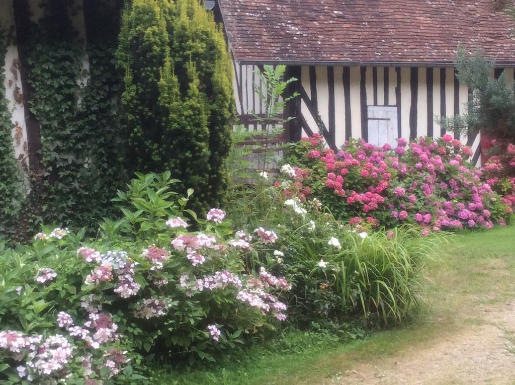 La Boursaie Bed & Breakfast Livarot-Pays-d'Auge ภายนอก รูปภาพ