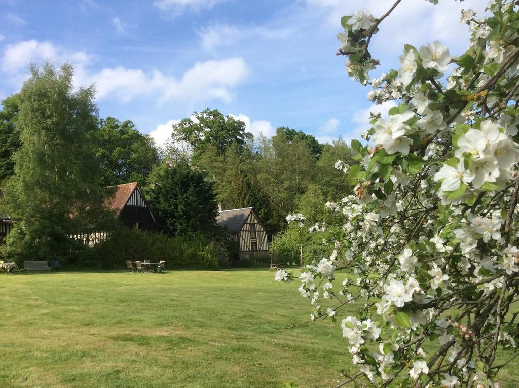 La Boursaie Bed & Breakfast Livarot-Pays-d'Auge ภายนอก รูปภาพ