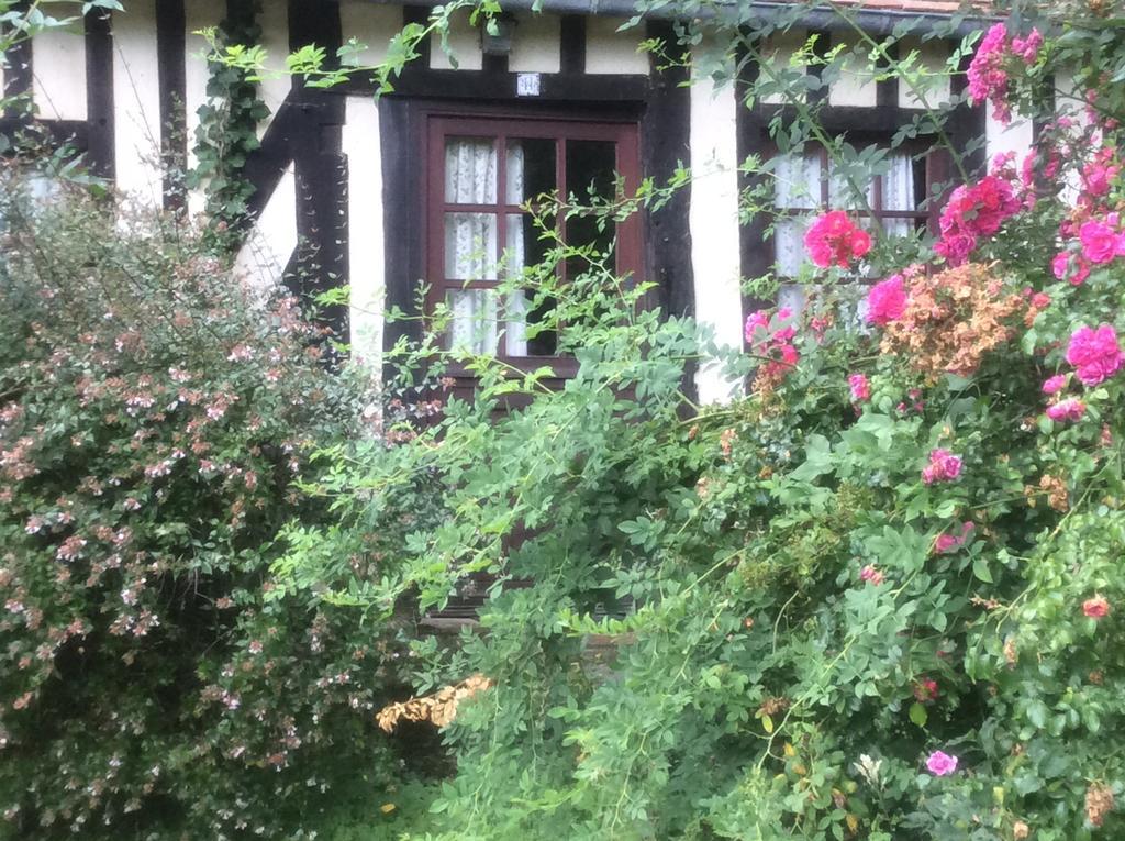 La Boursaie Bed & Breakfast Livarot-Pays-d'Auge ภายนอก รูปภาพ